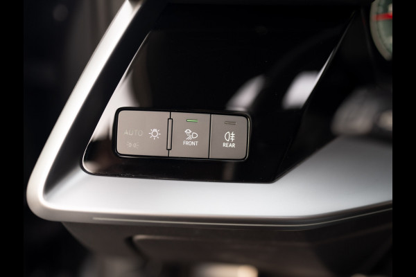 Audi A3 Limousine 35 TFSI S edition | S-Line | Matrix LED | Panodak | Stoelgeheugen | Camera | Prijs Rijklaar!!