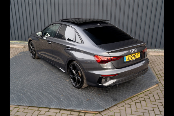 Audi A3 Limousine 35 TFSI S edition | S-Line | Matrix LED | Panodak | Stoelgeheugen | Camera | Prijs Rijklaar!!