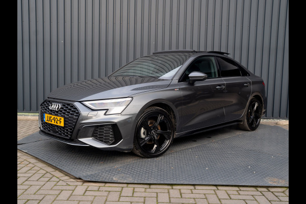Audi A3 Limousine 35 TFSI S edition | S-Line | Matrix LED | Panodak | Stoelgeheugen | Camera | Prijs Rijklaar!!