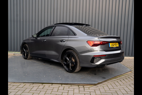 Audi A3 Limousine 35 TFSI S edition | S-Line | Matrix LED | Panodak | Stoelgeheugen | Camera | Prijs Rijklaar!!