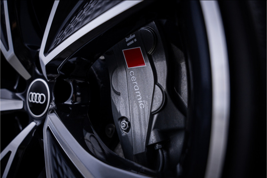 Audi RS7 Sportback 4.0 TFSI quattro - Keramisch | Panorama | B&O | Stoelkoeling | Memory | 360 Camera