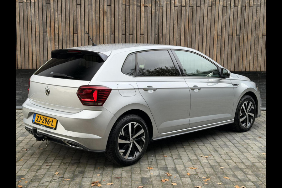 Volkswagen Polo 1.0 TSI R-line | Half leer | Sportstoelen | Airconditioning | Adaptieve cruise control | Trekhaak | Getint glas | Apple CarPlay