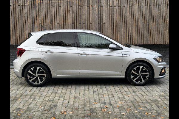 Volkswagen Polo 1.0 TSI R-line | Half leer | Sportstoelen | Airconditioning | Adaptieve cruise control | Trekhaak | Getint glas | Apple CarPlay