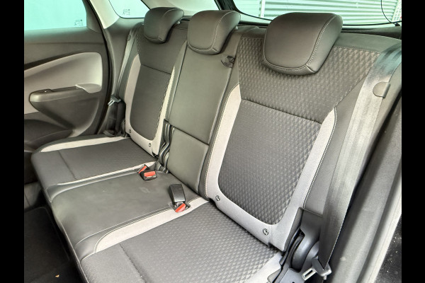 Opel Crossland X BWJ 11-2019 | 1.2T 131PK Innovation AUTOMAAT | CLIMA | CAMERA | NAVI |  WINTERPAKKET | CARPLAY | PDC |