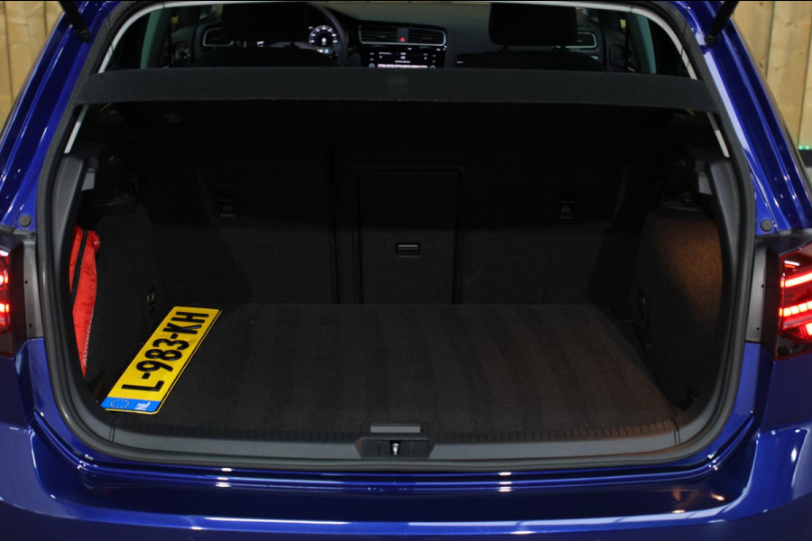 Volkswagen Golf 1.4 TSI Highline R-Line *Virtual*DSG*Massage*Led*