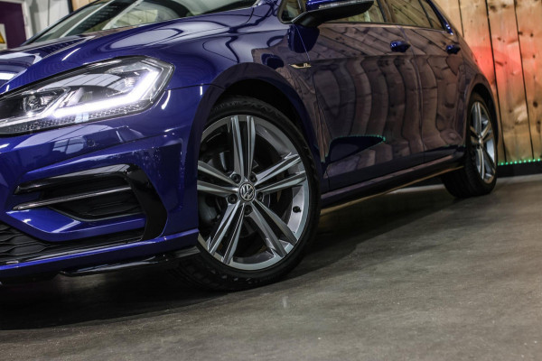 Volkswagen Golf 1.4 TSI Highline R-Line *Virtual*DSG*Massage*Led*