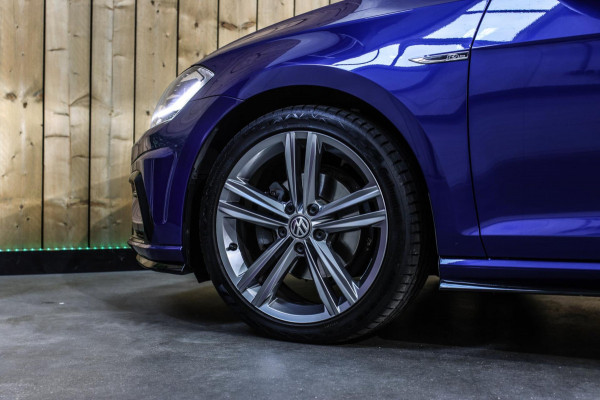 Volkswagen Golf 1.4 TSI Highline R-Line *Virtual*DSG*Massage*Led*