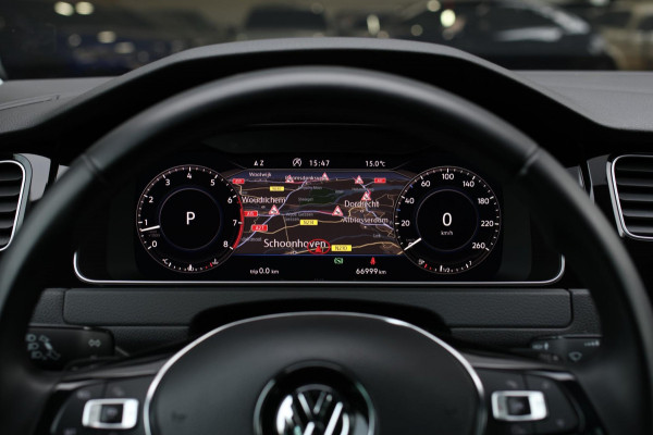 Volkswagen Golf 1.4 TSI Highline R-Line *Virtual*DSG*Massage*Led*