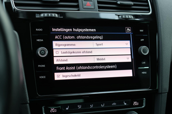 Volkswagen Golf 1.4 TSI Highline R-Line *Virtual*DSG*Massage*Led*