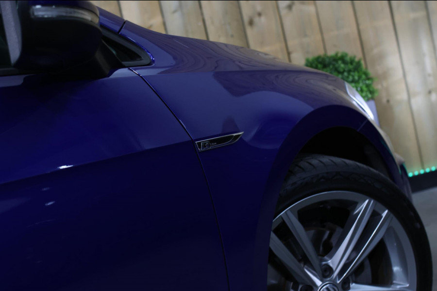 Volkswagen Golf 1.4 TSI Highline R-Line *Virtual*DSG*Massage*Led*