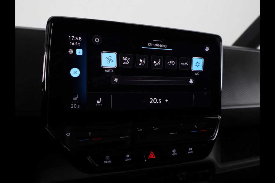 Volkswagen ID. Buzz Cargo 77 kWh 204PK | Navigatie | Trekhaak | Verwarmde voorruit |