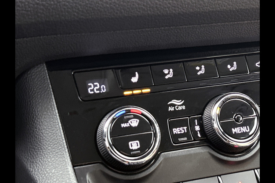 Škoda Kodiaq 1.5 TSI Ambition Business AANBIEDING!!! (NL-auto, Dealer OnderH, Trekhaak, Carplay, StoelV V+A, Navi, PDC, Crui, Etc)