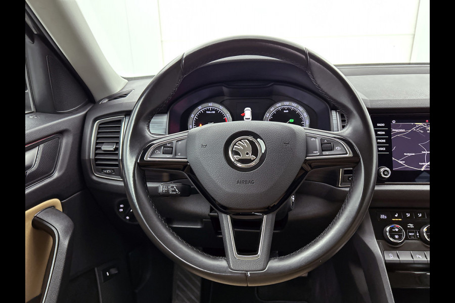 Škoda Kodiaq 1.5 TSI Ambition Business AANBIEDING!!! (NL-auto, Dealer OnderH, Trekhaak, Carplay, StoelV V+A, Navi, PDC, Crui, Etc)