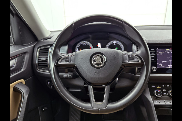 Škoda Kodiaq 1.5 TSI Ambition Business AANBIEDING!!! (NL-auto, Dealer OnderH, Trekhaak, Carplay, StoelV V+A, Navi, PDC, Crui, Etc)