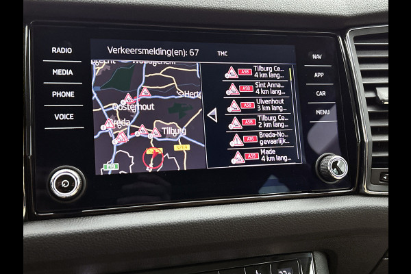 Škoda Kodiaq 1.5 TSI Ambition Business AANBIEDING!!! (NL-auto, Dealer OnderH, Trekhaak, Carplay, StoelV V+A, Navi, PDC, Crui, Etc)