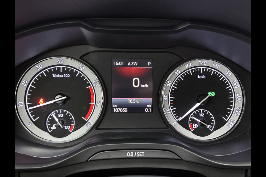 Škoda Kodiaq 1.5 TSI Ambition Business AANBIEDING!!! (NL-auto, Dealer OnderH, Trekhaak, Carplay, StoelV V+A, Navi, PDC, Crui, Etc)