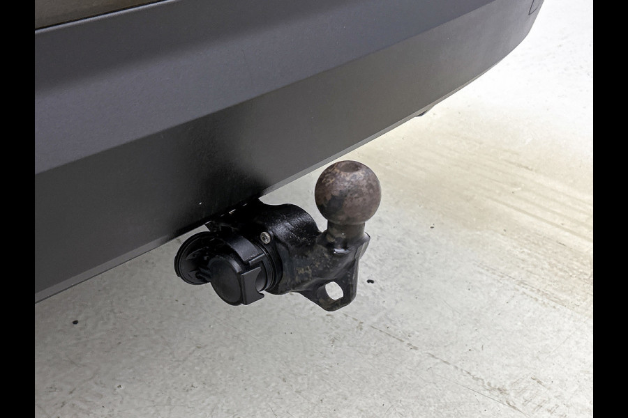 Škoda Kodiaq 1.5 TSI Ambition Business AANBIEDING!!! (NL-auto, Dealer OnderH, Trekhaak, Carplay, StoelV V+A, Navi, PDC, Crui, Etc)