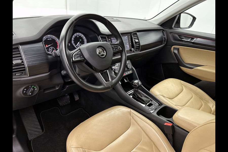 Škoda Kodiaq 1.5 TSI Ambition Business AANBIEDING!!! (NL-auto, Dealer OnderH, Trekhaak, Carplay, StoelV V+A, Navi, PDC, Crui, Etc)