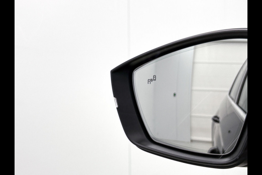 Škoda Kodiaq 1.5 TSI Ambition Business AANBIEDING!!! (NL-auto, Dealer OnderH, Trekhaak, Carplay, StoelV V+A, Navi, PDC, Crui, Etc)