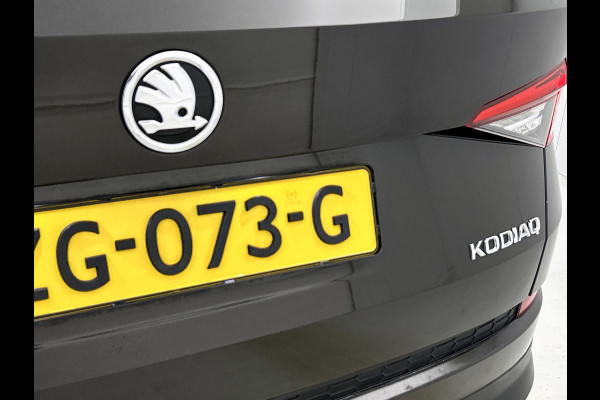 Škoda Kodiaq 1.5 TSI Ambition Business AANBIEDING!!! (NL-auto, Dealer OnderH, Trekhaak, Carplay, StoelV V+A, Navi, PDC, Crui, Etc)