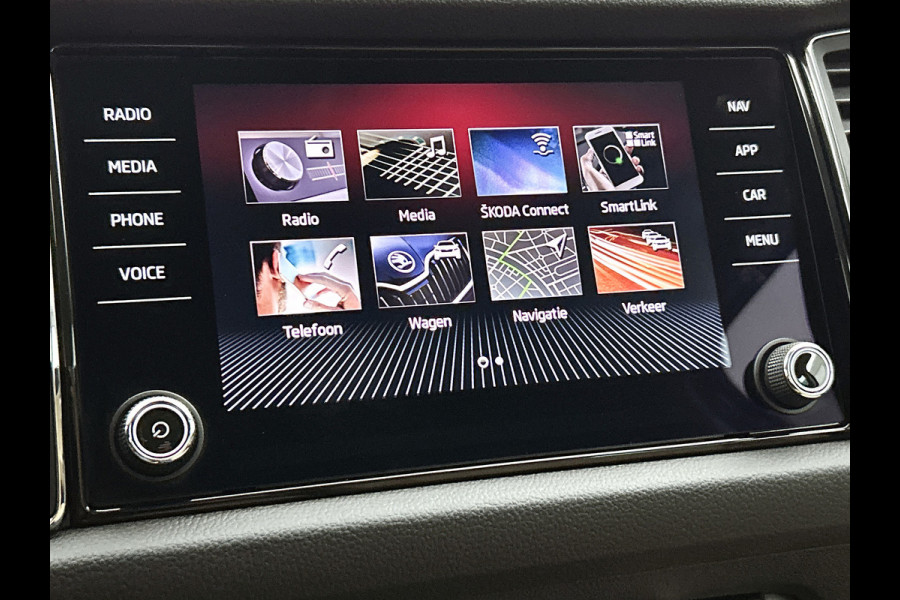 Škoda Kodiaq 1.5 TSI Ambition Business AANBIEDING!!! (NL-auto, Dealer OnderH, Trekhaak, Carplay, StoelV V+A, Navi, PDC, Crui, Etc)