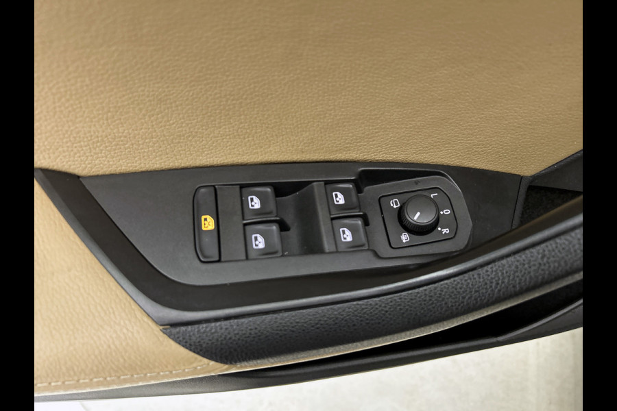 Škoda Kodiaq 1.5 TSI Ambition Business AANBIEDING!!! (NL-auto, Dealer OnderH, Trekhaak, Carplay, StoelV V+A, Navi, PDC, Crui, Etc)