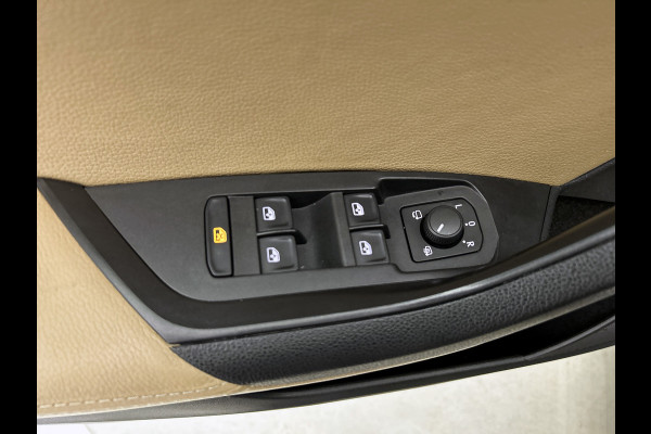 Škoda Kodiaq 1.5 TSI Ambition Business AANBIEDING!!! (NL-auto, Dealer OnderH, Trekhaak, Carplay, StoelV V+A, Navi, PDC, Crui, Etc)