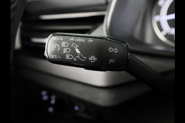 Škoda SCALA 1.0 TSI Ambition 110 pk | Navigatie via App | Parkeersensoren achter | LED koplampen | Apple Carplay/Android Auto |