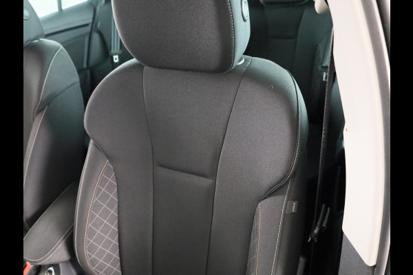 Škoda SCALA 1.0 TSI Ambition 110 pk | Navigatie via App | Parkeersensoren achter | LED koplampen | Apple Carplay/Android Auto |