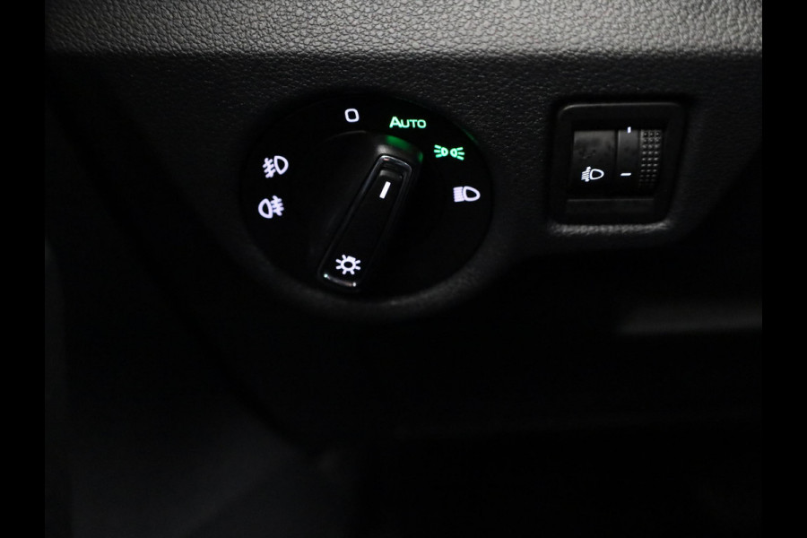 Škoda SCALA 1.0 TSI Ambition 110 pk | Navigatie via App | Parkeersensoren achter | LED koplampen | Apple Carplay/Android Auto |