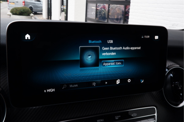 Mercedes-Benz V-Klasse 250d Lang / AMG / DC / Panorama / 2x Elec Schuifdeur / Burmester / Camera / NIEUWSTAAT