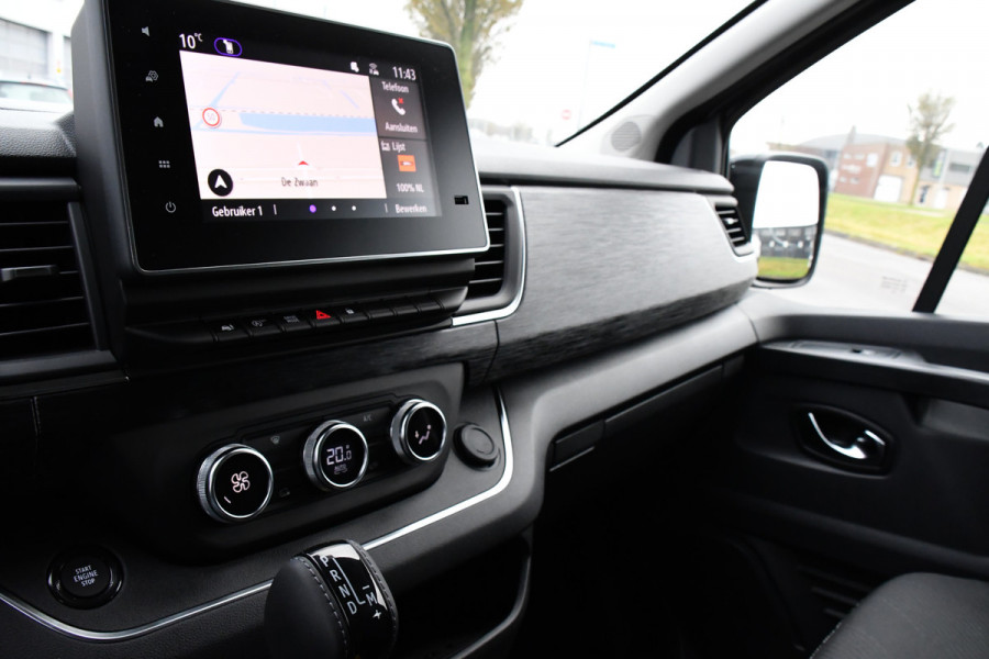 Renault Trafic 2.0 170 L2H1 DC Black Edition Extra Cruise, Camera, Carplay, LED, 170pk, Stoelverwarming, 2 x Schuifdeur, NAVI, Automaat, Clima, Uniek!