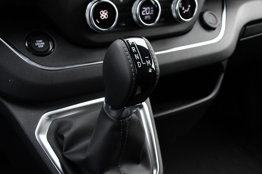 Renault Trafic 2.0 170 L2H1 DC Black Edition Extra Cruise, Camera, Carplay, LED, 170pk, Stoelverwarming, 2 x Schuifdeur, NAVI, Automaat, Clima, Uniek!