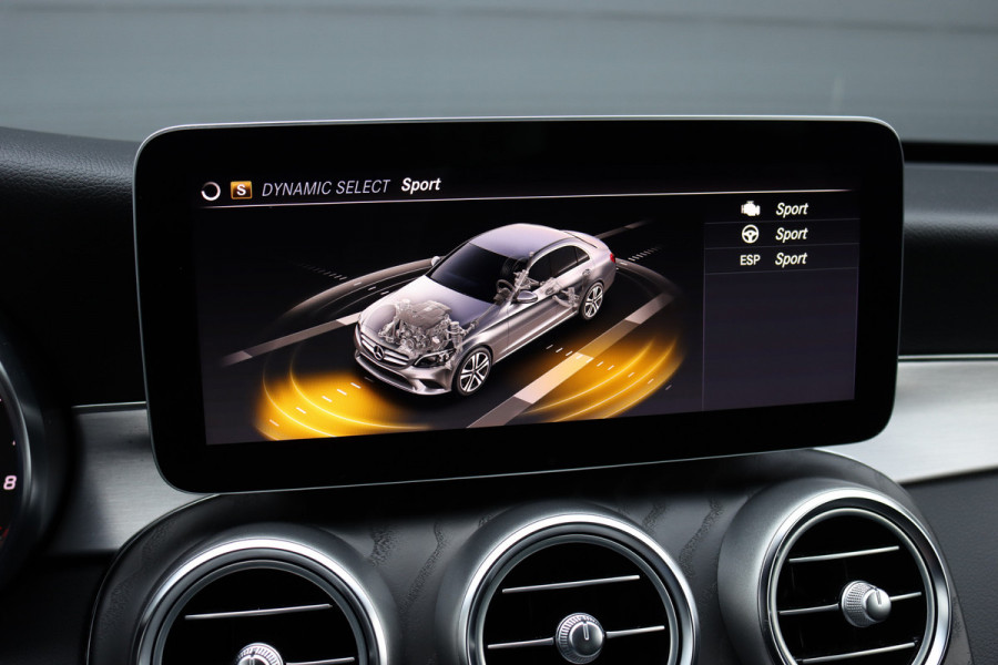 Mercedes-Benz C-Klasse 180 Business Solution AMG | Camera | Leder | High Performance LED | Stoelverwarming | 18'' inch | Inparkeerpakket |