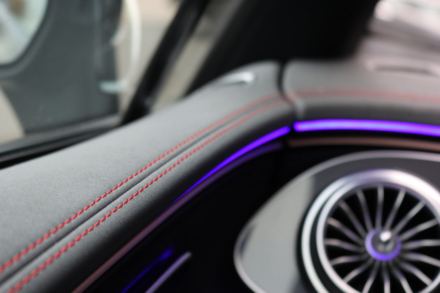 Mercedes-Benz EQE 350 Premium+ AMG Line 91 kWh | Airmatic | Achterasbesturing | Distronic+ | Burmester | Massage | Stoelventilatie | HUD | Digital light | Augmented Reality |
