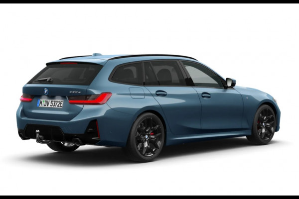 BMW 3 Serie Touring 330e M-Sport LCI-2 Pano Trekh ACC H/K 360 HUD 19inch