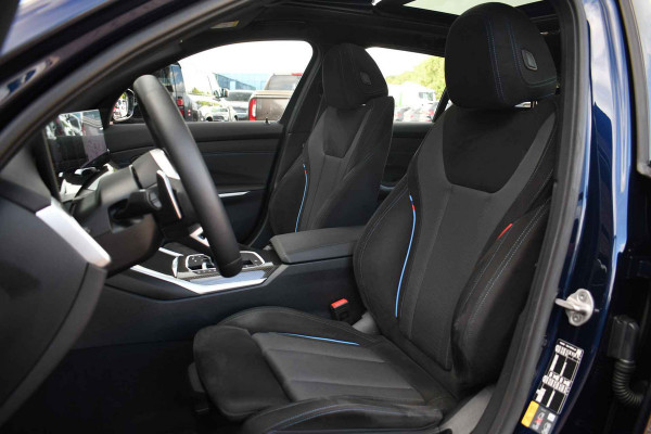 BMW 3 Serie Touring 330e M-Sport LCI-2 Pano Trekh ACC 360 HUD 19inch