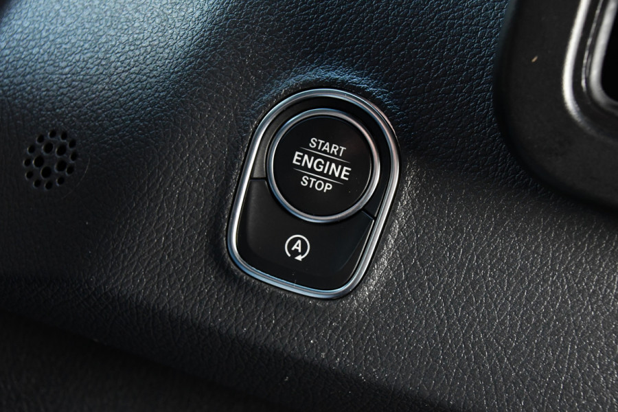 Mercedes-Benz Sprinter 319 1.9 CDI L2H2 RWD PB Edition Camera, Cruise, Carplay, 190pk, LED, 3500kg Trekhaak, Stoelverwarming, Multimedia, Uniek!