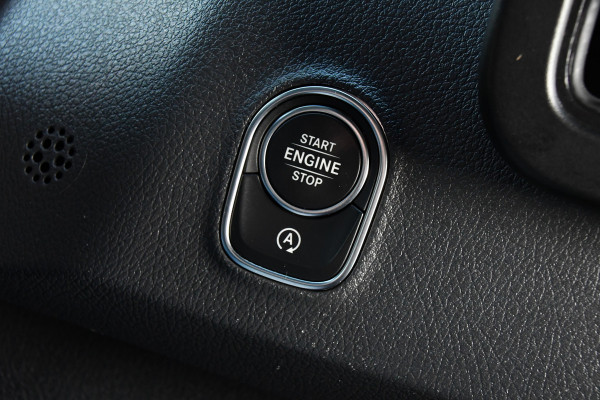 Mercedes-Benz Sprinter 319 1.9 CDI L2H2 RWD PB Edition Camera, Cruise, Carplay, 190pk, LED, 3500kg Trekhaak, Stoelverwarming, Multimedia, Uniek!