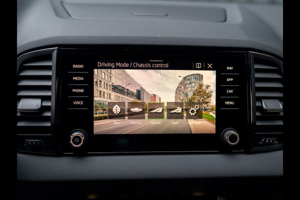 Škoda Karoq 1.5 TSI ACT Sportline Business | Adapt Cr. | Camera | Matrix Led | Prijs Rijklaar!!