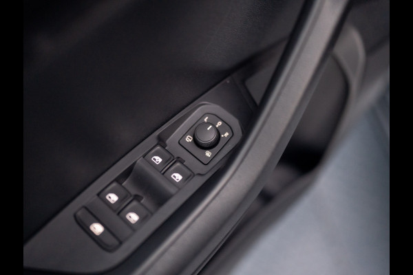 Škoda Karoq 1.5 TSI ACT Sportline Business | Adapt Cr. | Camera | Matrix Led | Prijs Rijklaar!!