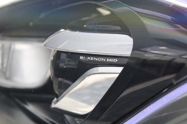 Ford Transit Custom 320 2.0 TDCI L1H1 Tourneo 170pk - Automaat - Leder - ACC - 1+1 stoelopstelling - Bi-Xenon -Stoelverwarming - Rijklaar