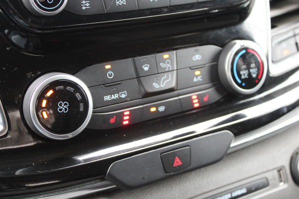 Ford Transit Custom 320 2.0 TDCI L1H1 Tourneo 170pk - Automaat - Leder - ACC - 1+1 stoelopstelling - Bi-Xenon -Stoelverwarming - Rijklaar