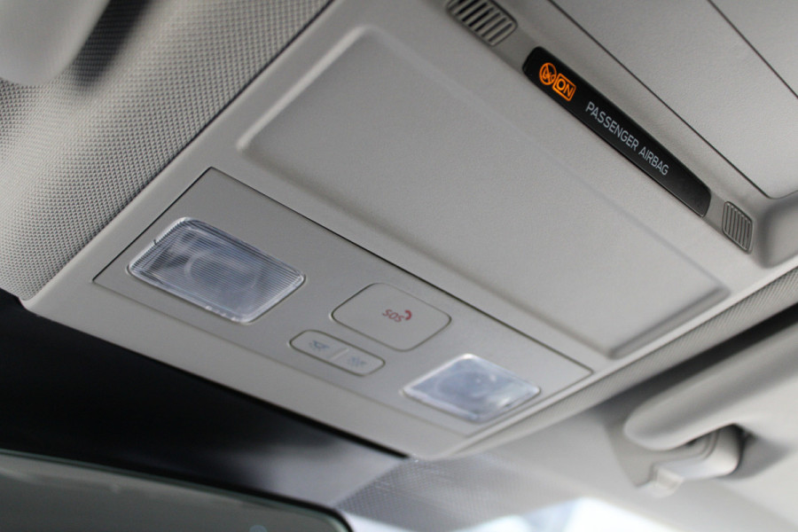 Ford Tourneo Custom 320 2.0 TDCI L2H1 Titanium X DC 170pk - Adaptive Cruise - LED - Blind Spot - Leder - Navigatie - 360 Camera - Trekhaak -