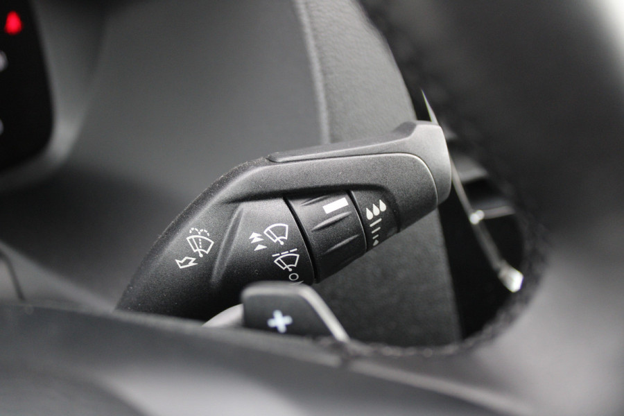 Ford Transit 350 2.0 TDCI L3H2 Limited 165pk - LUCHTVERING - ACC - Blind Spot - 360 camera - Navigatie - Stoel-Stuurverwarming - Trekhaak - R