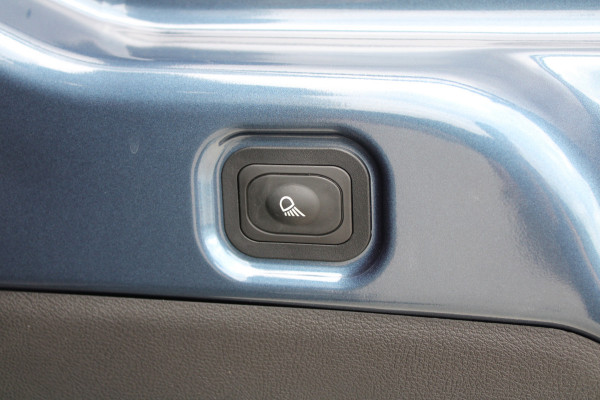 Ford Transit 350 2.0 TDCI L3H2 Limited 165pk - LUCHTVERING - ACC - Blind Spot - 360 camera - Navigatie - Stoel-Stuurverwarming - Trekhaak - R