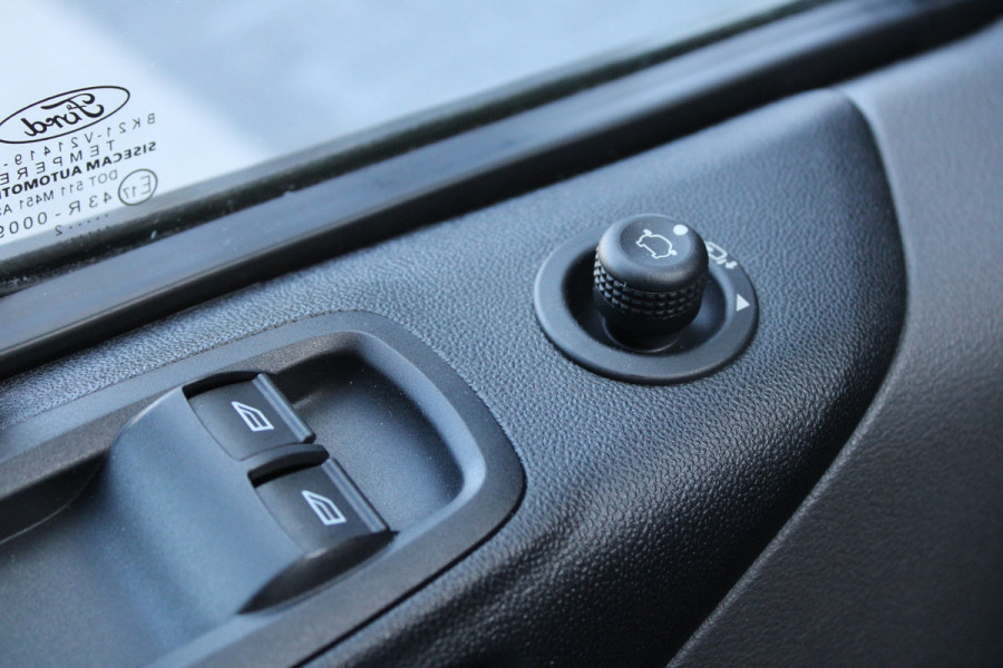 Ford Transit Custom 280 2.0 TDCI L1H1 Trend 130pk - Raptor - 2x Schuifdeur - Carplay - Camera - Betimmering - Trekhaak - Lane Ass - Rijklaar