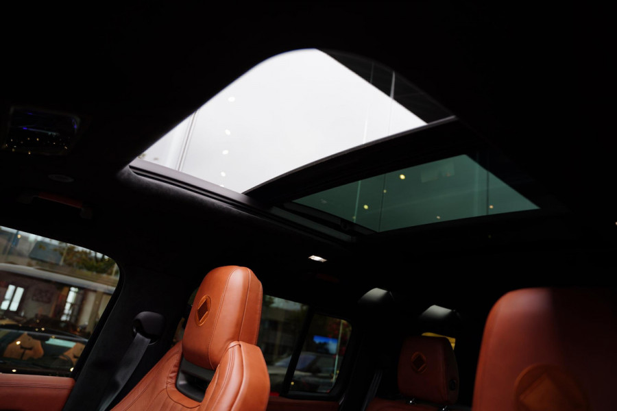 Land Rover Defender 110 P 635 V 8 Octa By Lamborghini VAN GRIJS Kenteken