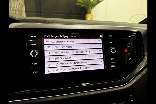 Volkswagen Polo 2.0 TSI GTI|PANO|KEYLESS|BLIND SPOT|BOMVOL