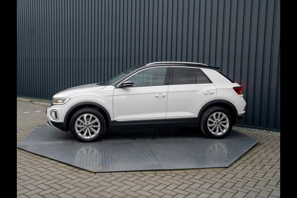 Volkswagen T-Roc 1.5 TSI 150Pk DSG Style | Trekhaak afnb. | IQ Light | Allseason banden | Prijs Rijklaar!!